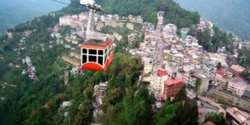 दार्जिलिंग-कालिम्पोंग में विकास कार्यों की समीक्षा, जल जीवन मिशन, सड़क, रोपवे और पार्किंग परियोजनाओं पर जोर