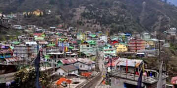 पर्यटन सीजन से पहले मंगन पुलिस ने उत्तरी क्षेत्रों में यातायात व सुरक्षा व्यवस्था का लिया जायजा