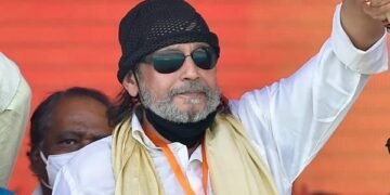 मिथुन चक्रवर्ती के दौरे से डुआर्स में पर्यटन विकास की उम्मीदें बढ़ीं